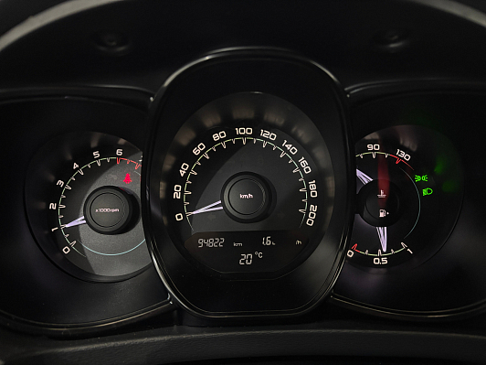 Lada (ВАЗ) Vesta Comfort, 2016 года, пробег 94805 км