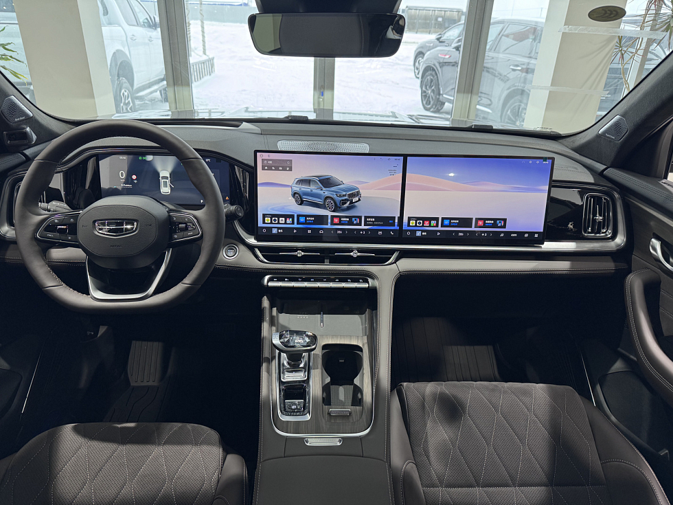 Geely Monjaro Flagship (2023-2025), серебряный