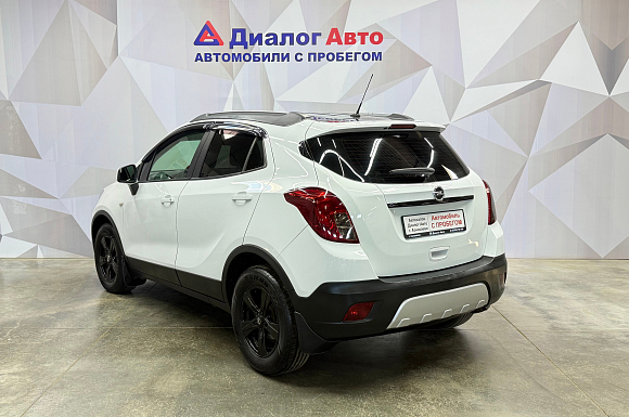 Opel Mokka Essentia, 2014 года, пробег 203412 км
