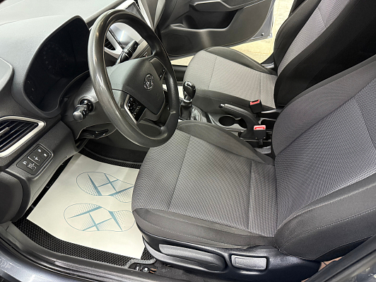 Hyundai Solaris Super Series II + 5” Audio, 2017 года, пробег 139331 км