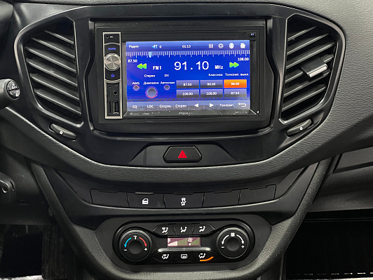 Lada (ВАЗ) Vesta 50 Anniversary, 2018 года, пробег 175000 км