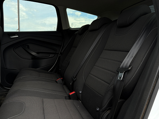 Ford Kuga Trend Plus, 2016 года, пробег 128503 км