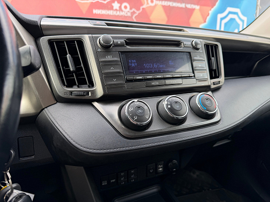 Toyota RAV4, 2013 года, пробег 141491 км