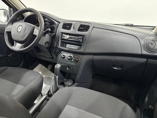 Renault Logan Confort, 2015 года, пробег 102400 км