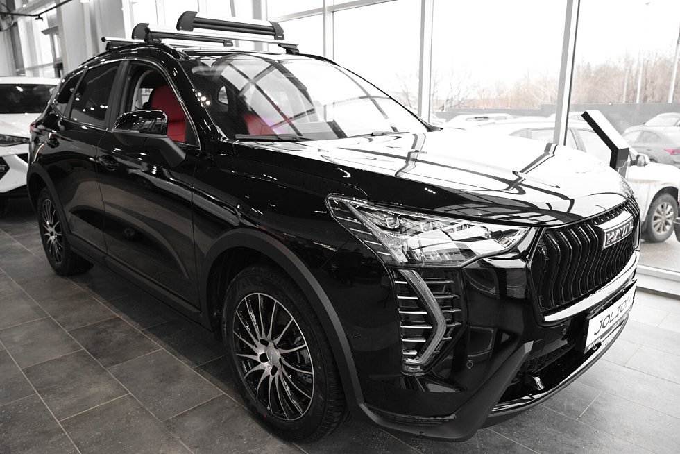 Haval Jolion Премиум, черный