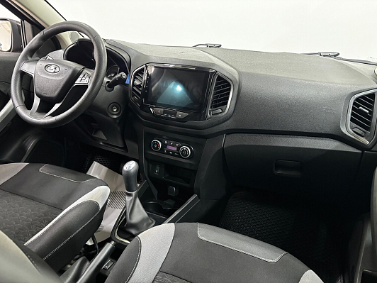 Lada (ВАЗ) XRAY Luxe Prestige, 2017 года, пробег 97627 км