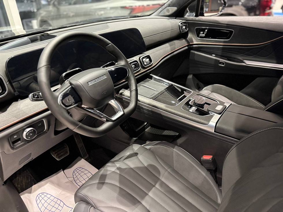 Jaecoo J8 Комфорт, черный