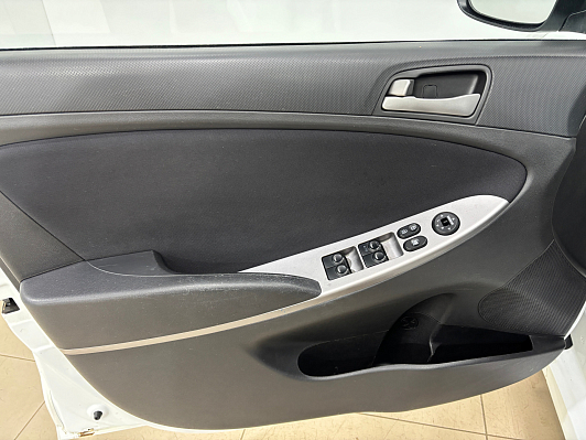 Hyundai Solaris Comfort, 2014 года, пробег 57733 км