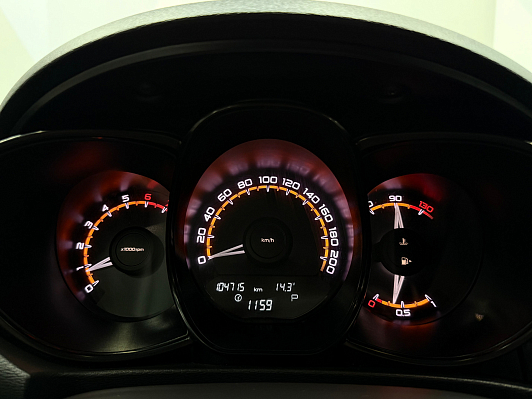 Lada (ВАЗ) Vesta Comfort, 2021 года, пробег 104713 км