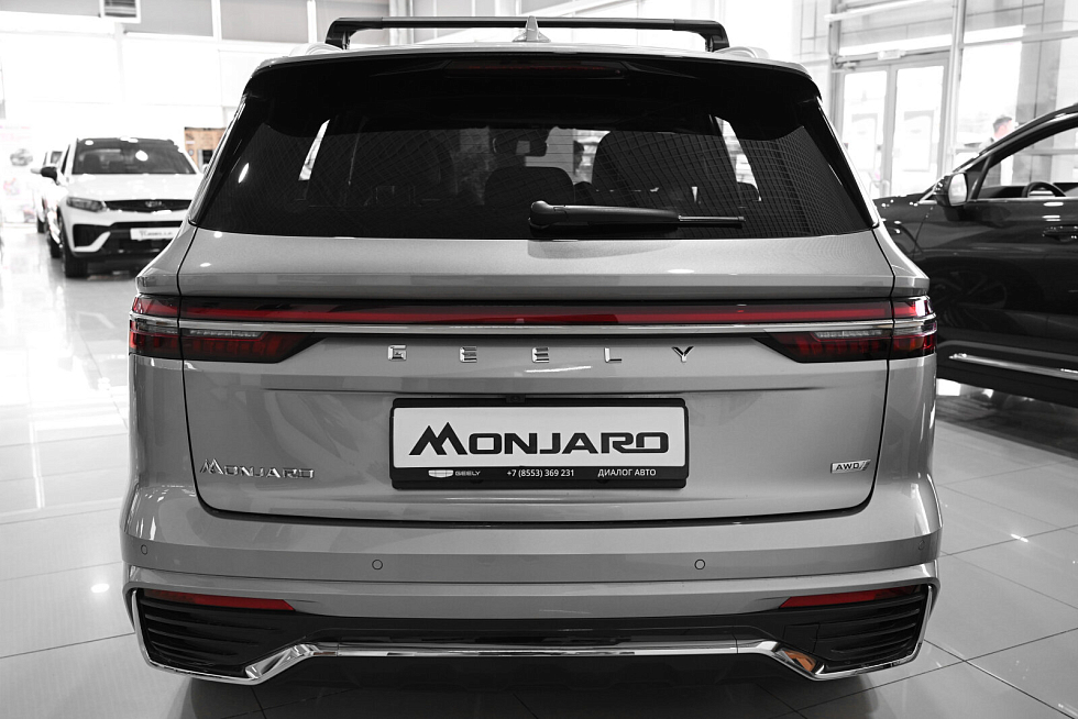 Geely Monjaro Люкс, серебряный