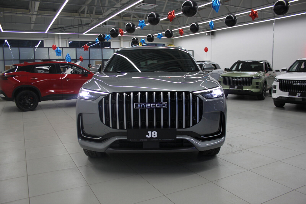 Jaecoo J8 Комфорт, серебряный