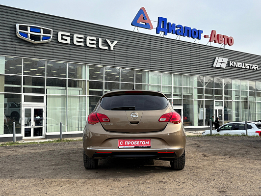 Opel Astra Cosmo, 2012 года, пробег 118801 км