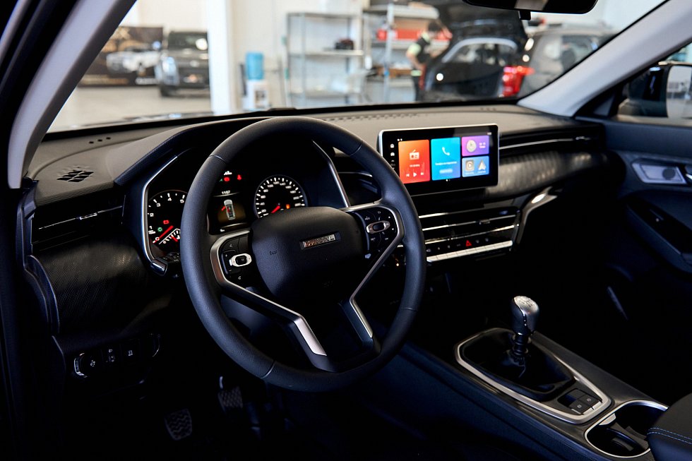 Haval Jolion Оптимум, черный