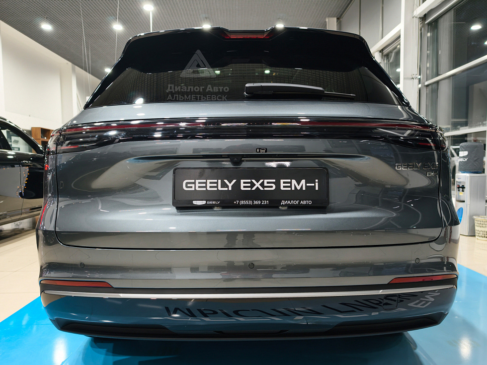 Geely EX5 Гибрид Макс EM-i, серый