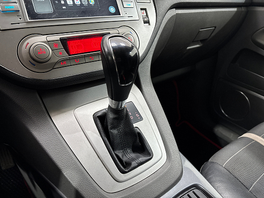 Ford Kuga Titanium, 2010 года, пробег 219975 км