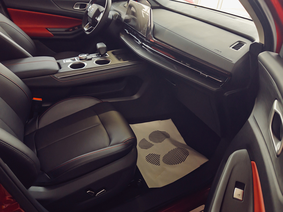 Changan UNI-S (CS55 Plus) Техно, красный