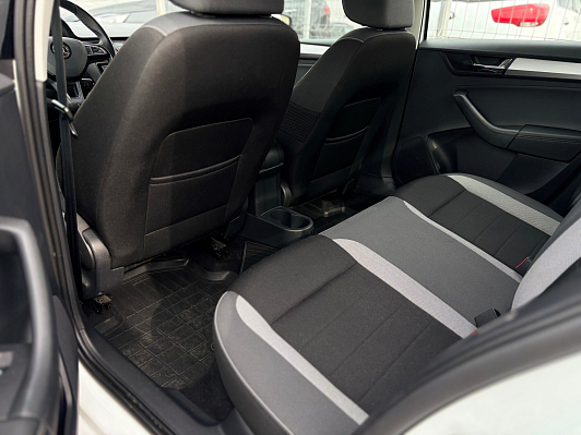 Skoda Rapid Ambition, 2019 года, пробег 71301 км