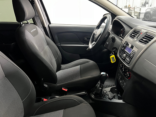 Renault Sandero Stepway Life, 2018 года, пробег 104000 км