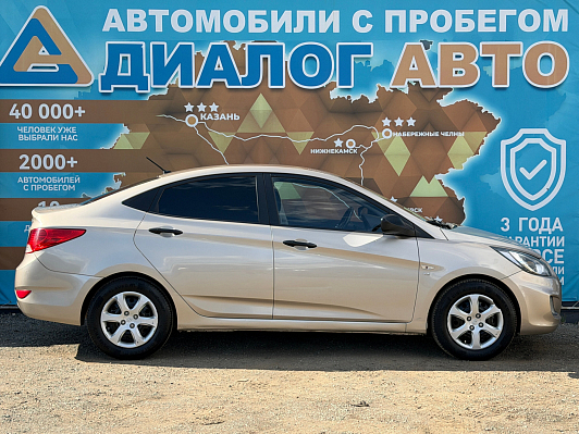 Hyundai Solaris Optima, 2011 года, пробег 153000 км