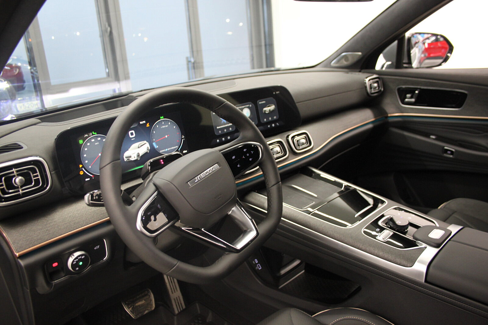 Jaecoo J8 Комфорт, серебряный