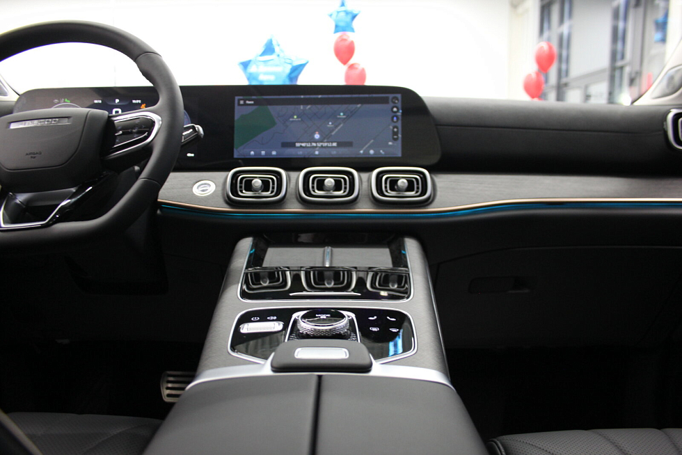 Jaecoo J8 Престиж, белый