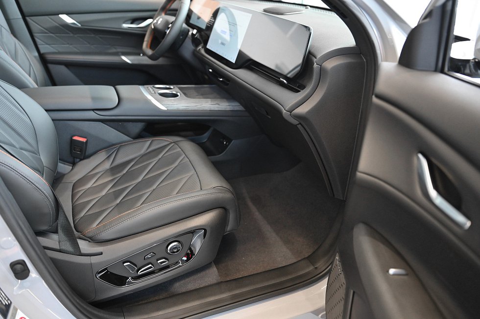 Changan CS75 Plus Техно, серый