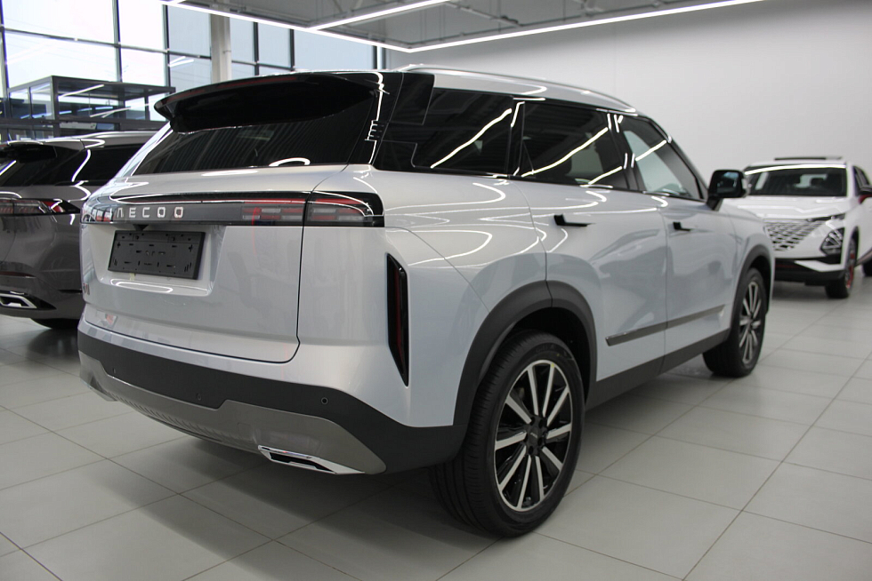 Jaecoo J7 Ultimate, серебряный