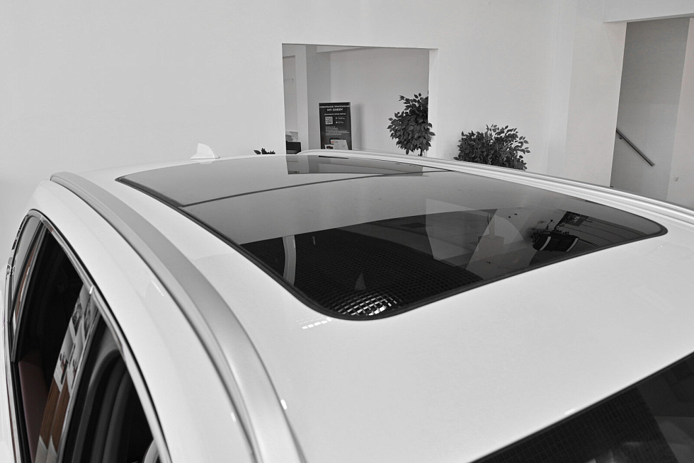 Geely Monjaro Флагман, белый