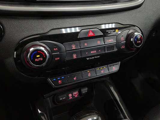 Kia Sorento, 2017 года, пробег 135319 км