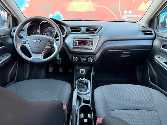 Kia Rio Luxe, 2016 года, пробег 97504 км