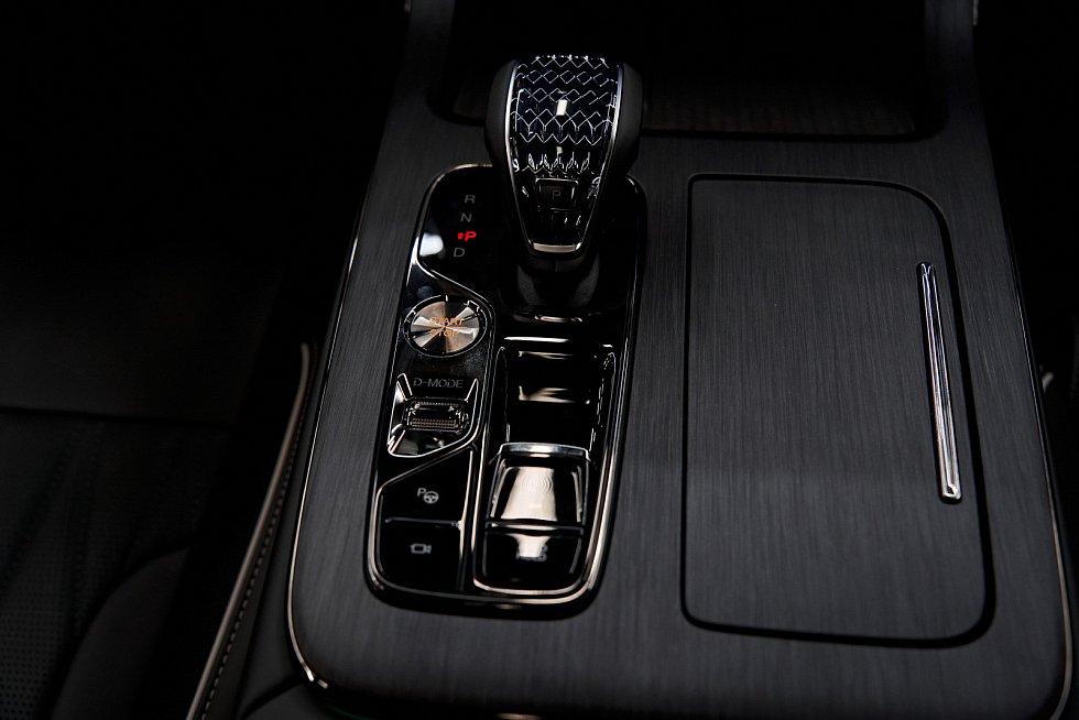 GAC GS8 GX Premium, черный