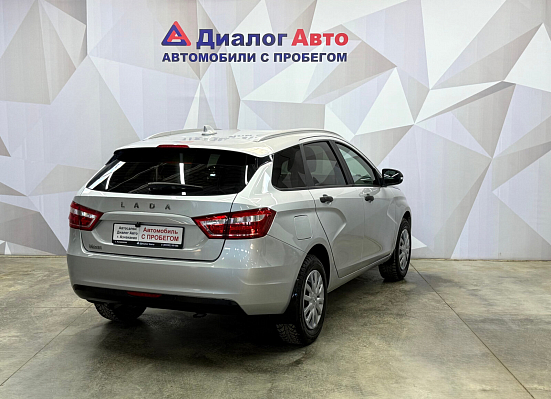 Lada (ВАЗ) Vesta Comfort, 2021 года, пробег 74410 км