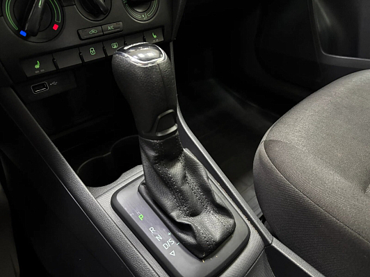 Skoda Rapid Hockey Edition Ambition, 2018 года, пробег 105178 км