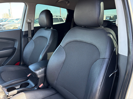 Hyundai ix35 Travel, 2015 года, пробег 136700 км