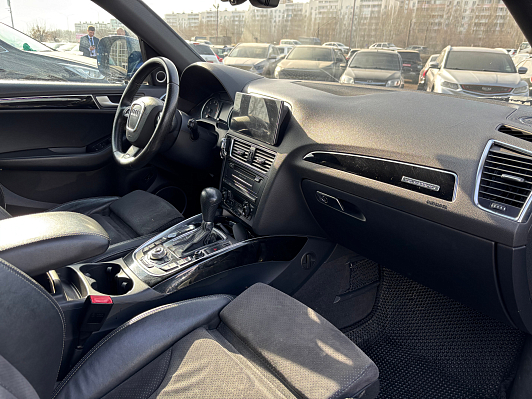 Audi Q5, 2010 года, пробег 214238 км