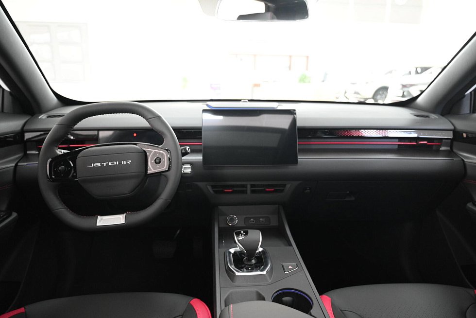 Jetour Dashing Престиж 2024, белый