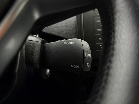 Renault Arkana Life, 2019 года, пробег 61110 км