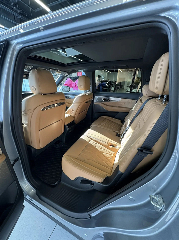 GAC GS8 GX Premium, черный