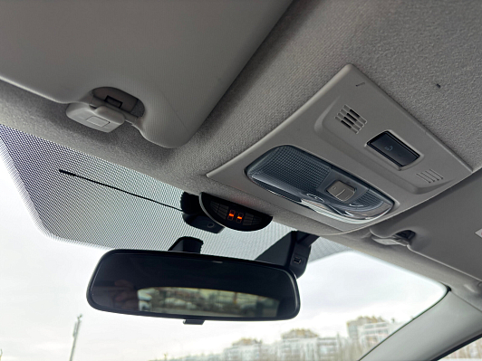 Ford Fiesta White and Black, 2018 года, пробег 125000 км