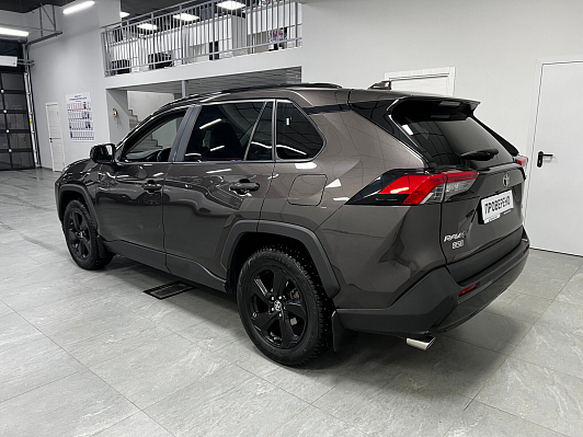 Toyota RAV4 Style, 2021 года, пробег 77492 км