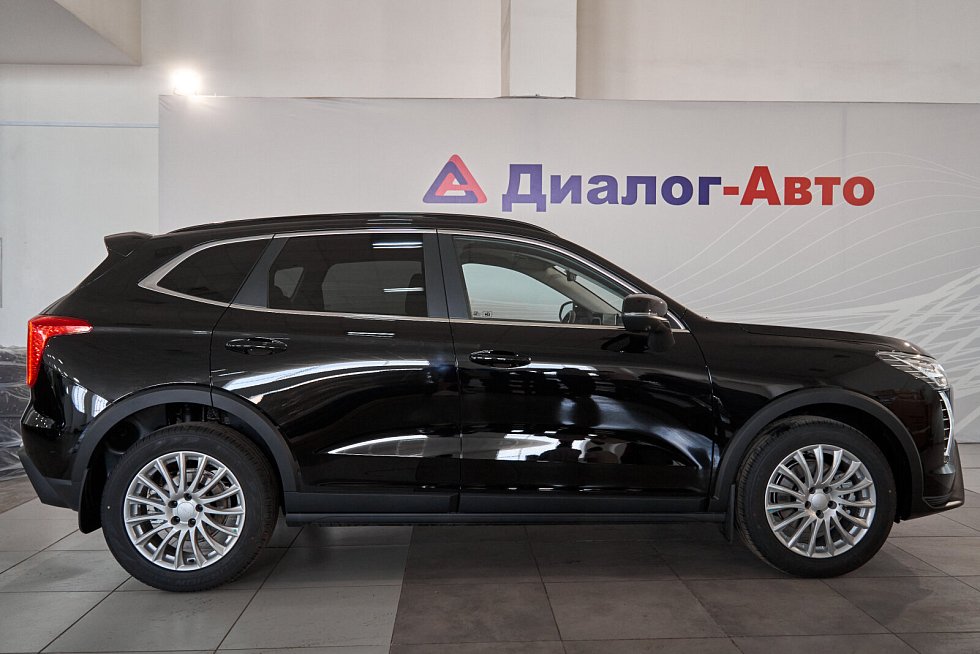 Haval Jolion Техно +, черный
