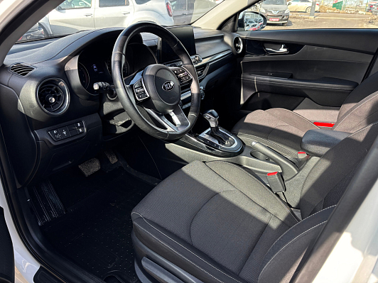 Kia Cerato Luxe, 2021 года, пробег 77500 км