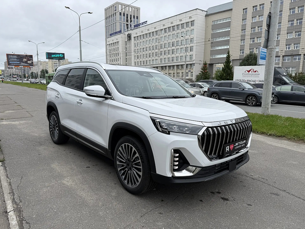 Jetour X90+ Премиум 7 мест, белый