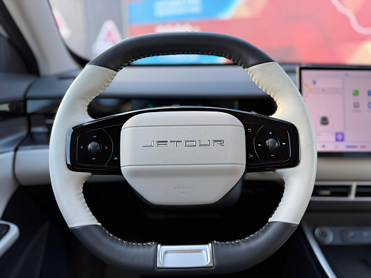 JETOUR DASHING Люкс, 2023 года, пробег 15000 км