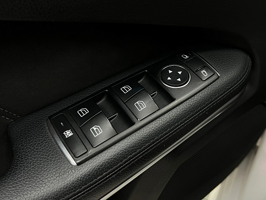 Mercedes-Benz E-Класс E200 Особая серия, 2014 года, пробег 228230 км