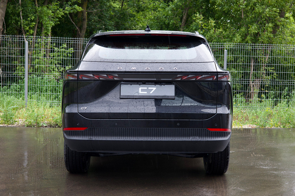 Omoda C7 , черный
