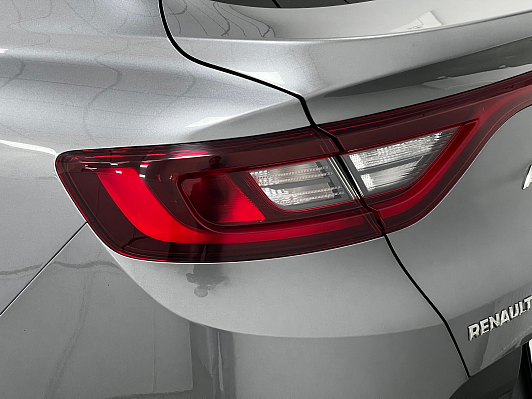 Renault Arkana Style, 2019 года, пробег 105000 км