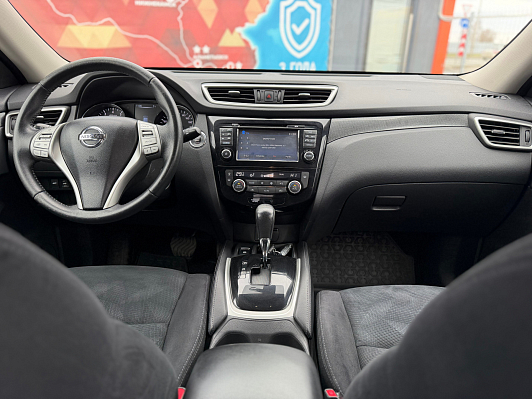 Nissan X-Trail SE, 2017 года, пробег 112000 км