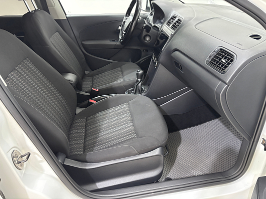 Volkswagen Polo Comfortline, 2018 года, пробег 87968 км