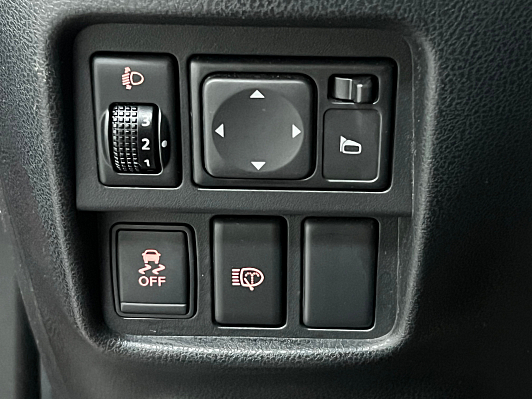 Nissan Juke SE Sport, 2012 года, пробег 175696 км